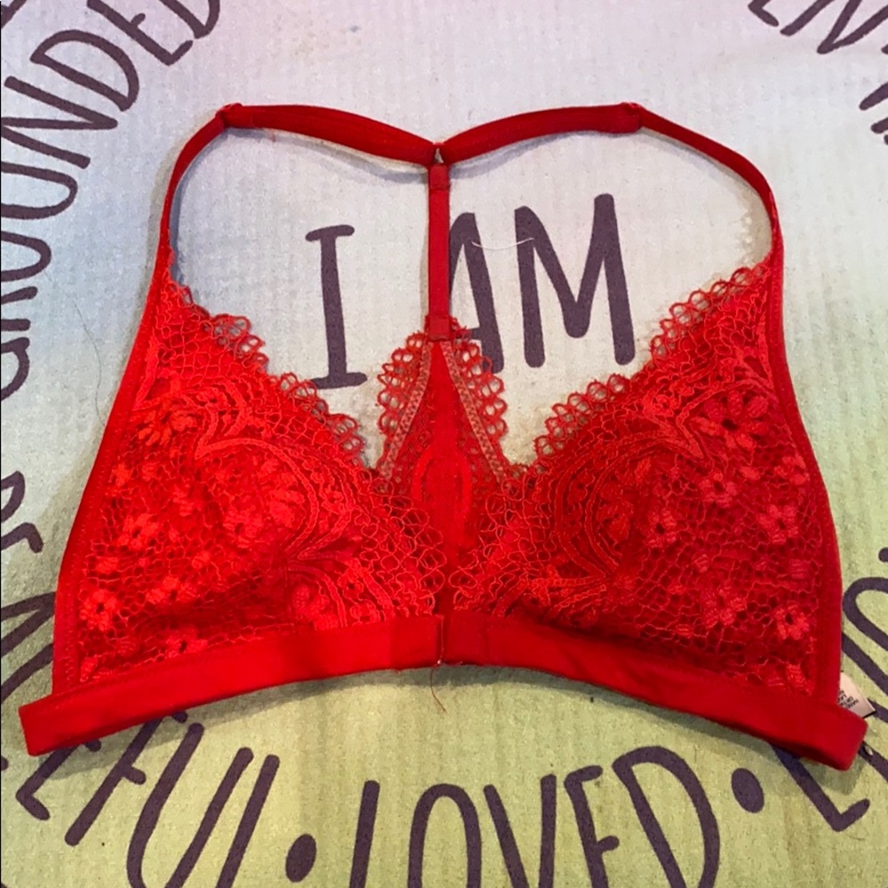 Body by Victoria’s Secret bra